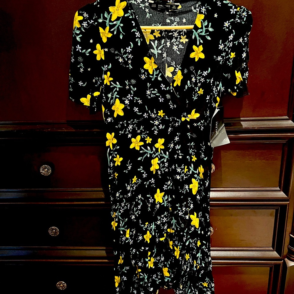 Zara floral dress XS